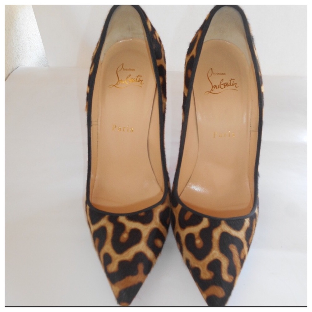 CHRISTIAN LOUBOUTIN So Kate Calf Hair Leopard Pump